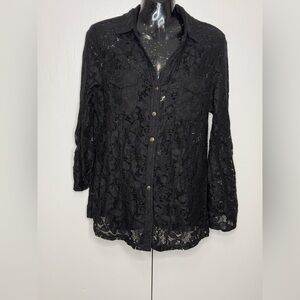 Solitaire Black Notched Collared Button Down Lace Women Blouse SIze L - NWOT!
